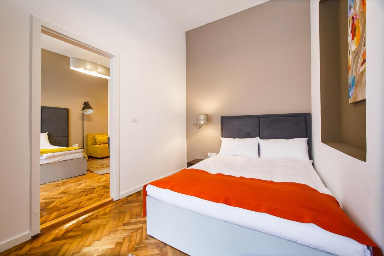 Eat It Cozy Downtown Apartments Oradea Exteriör bild